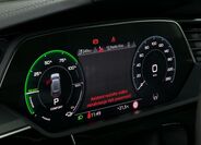 Audi e-tron 33