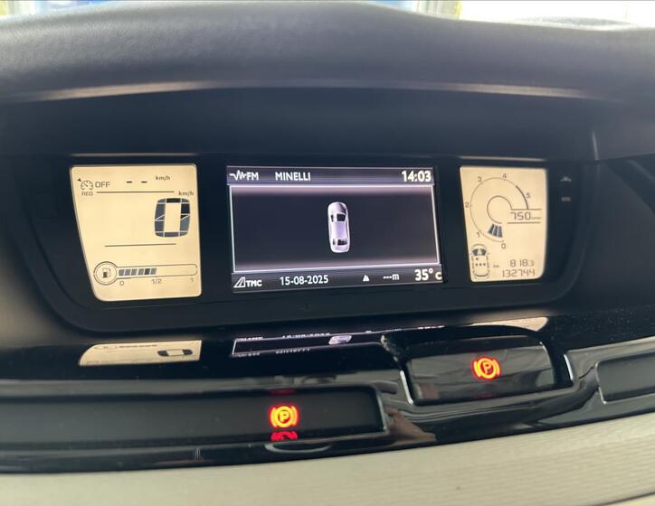 Citroën Grand C4 Picasso 17