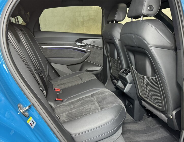 Audi e-tron 12