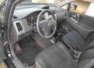 Suzuki Liana 10