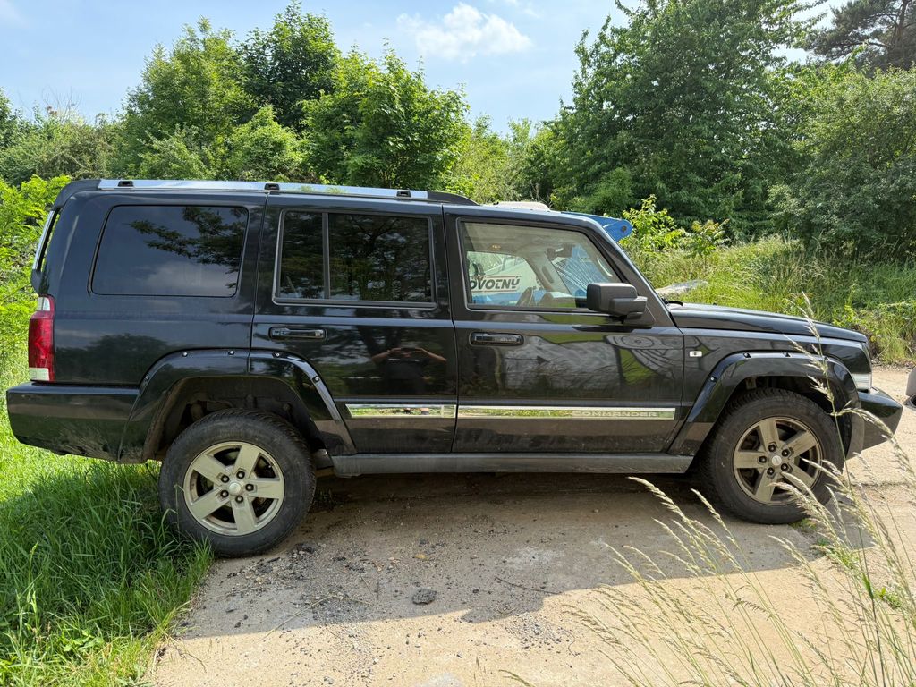 Jeep Commander