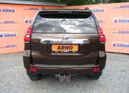 Toyota Land Cruiser 6