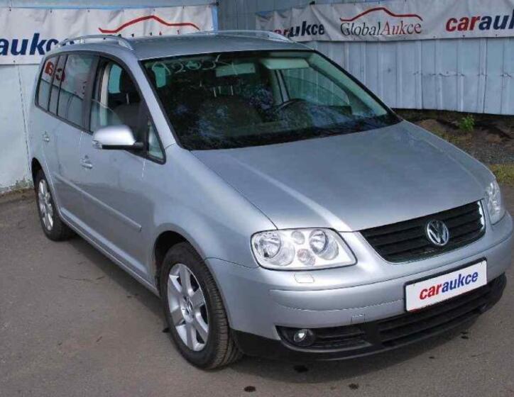 Volkswagen Touran 3