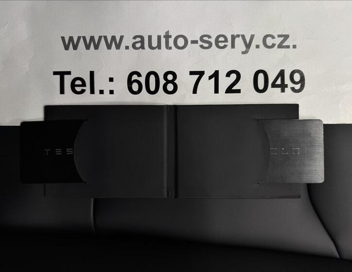 Tesla Model Y 35