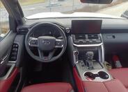 Toyota Land Cruiser 11