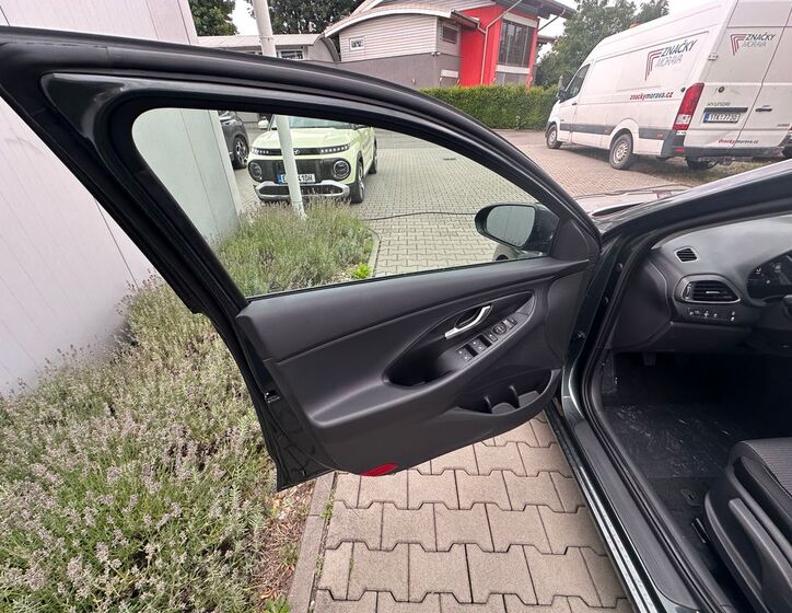 Hyundai i30 11