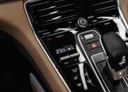 Porsche Panamera 14