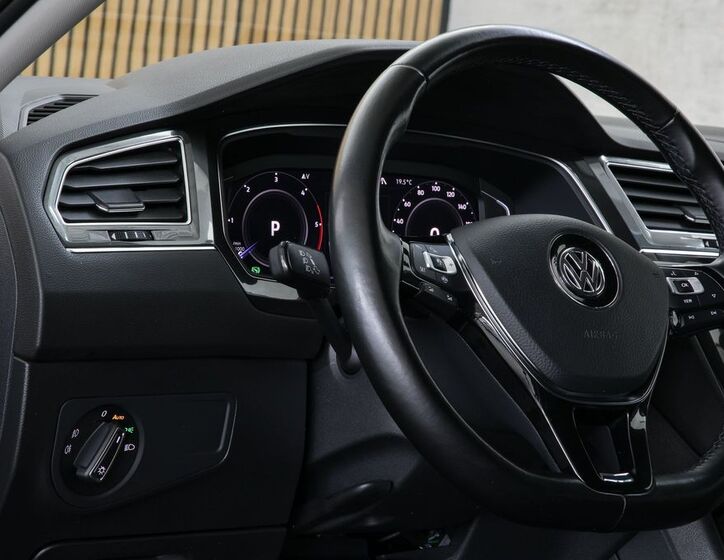 Volkswagen Tiguan Allspace 14