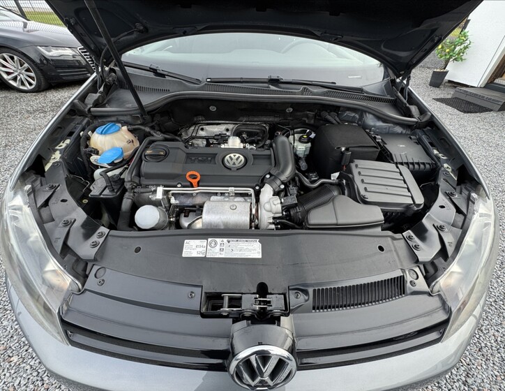 Volkswagen Golf 25