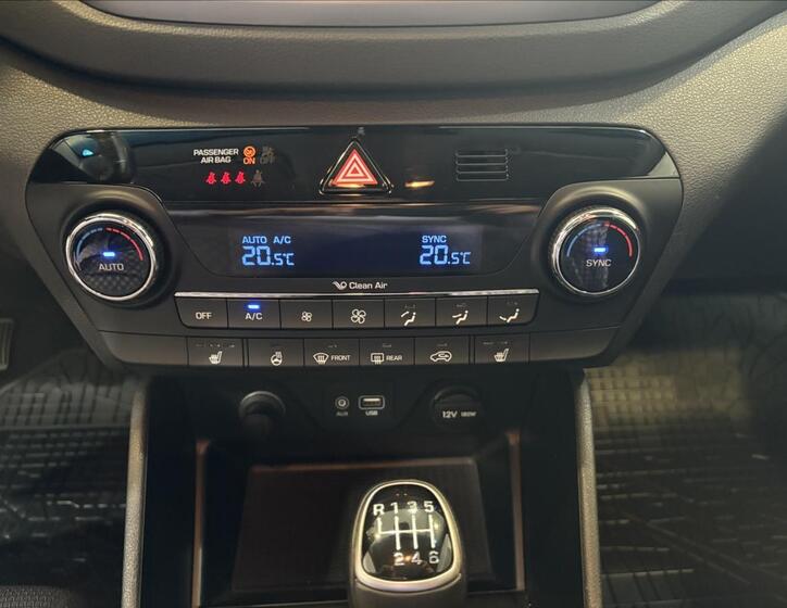 Hyundai Tucson 12