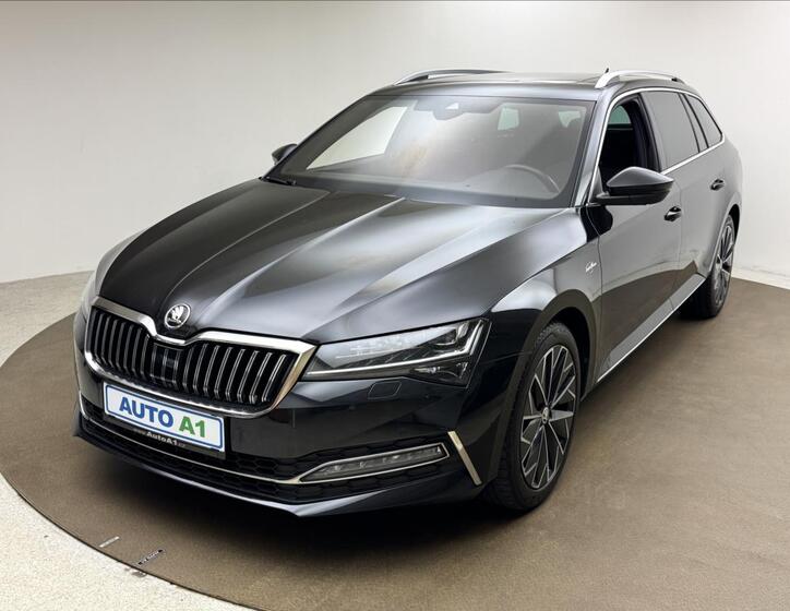 Škoda Superb 1