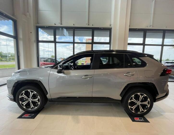 Toyota RAV4 5