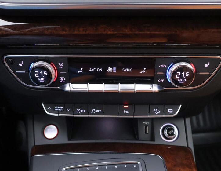 Audi SQ5 32