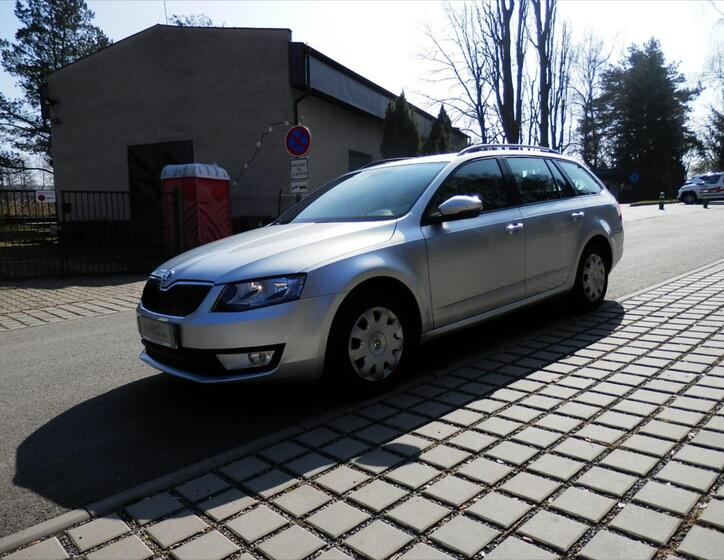 Škoda Octavia 1