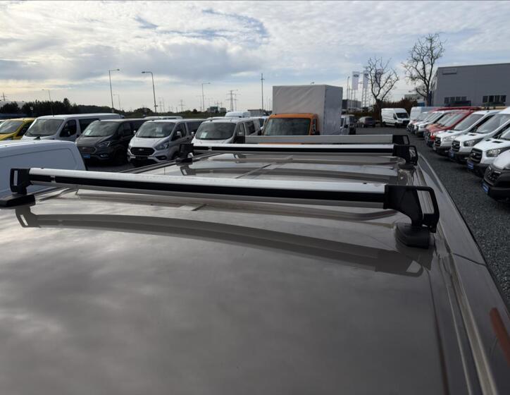 Ford Transit Custom 24