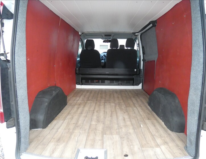 Ford Transit Custom 11