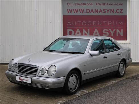 Mercedes-Benz Třídy E