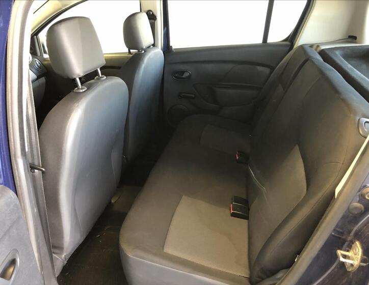Dacia Sandero 10