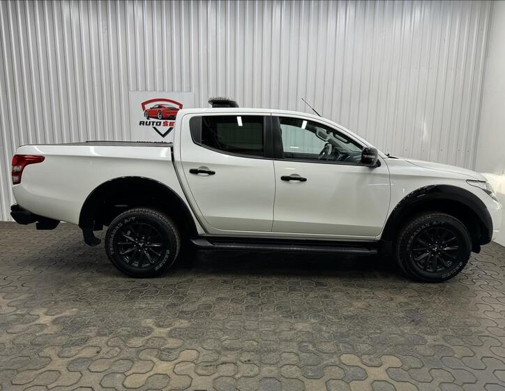 Mitsubishi L200 10