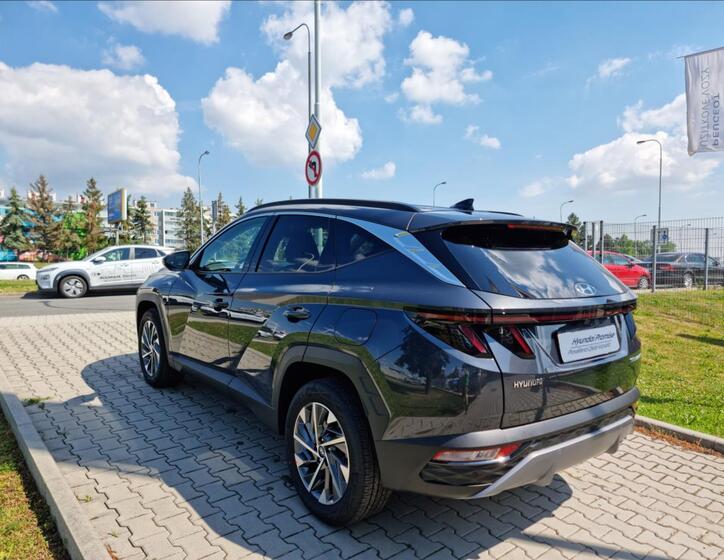 Hyundai Tucson 4