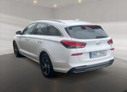 Hyundai i30 4