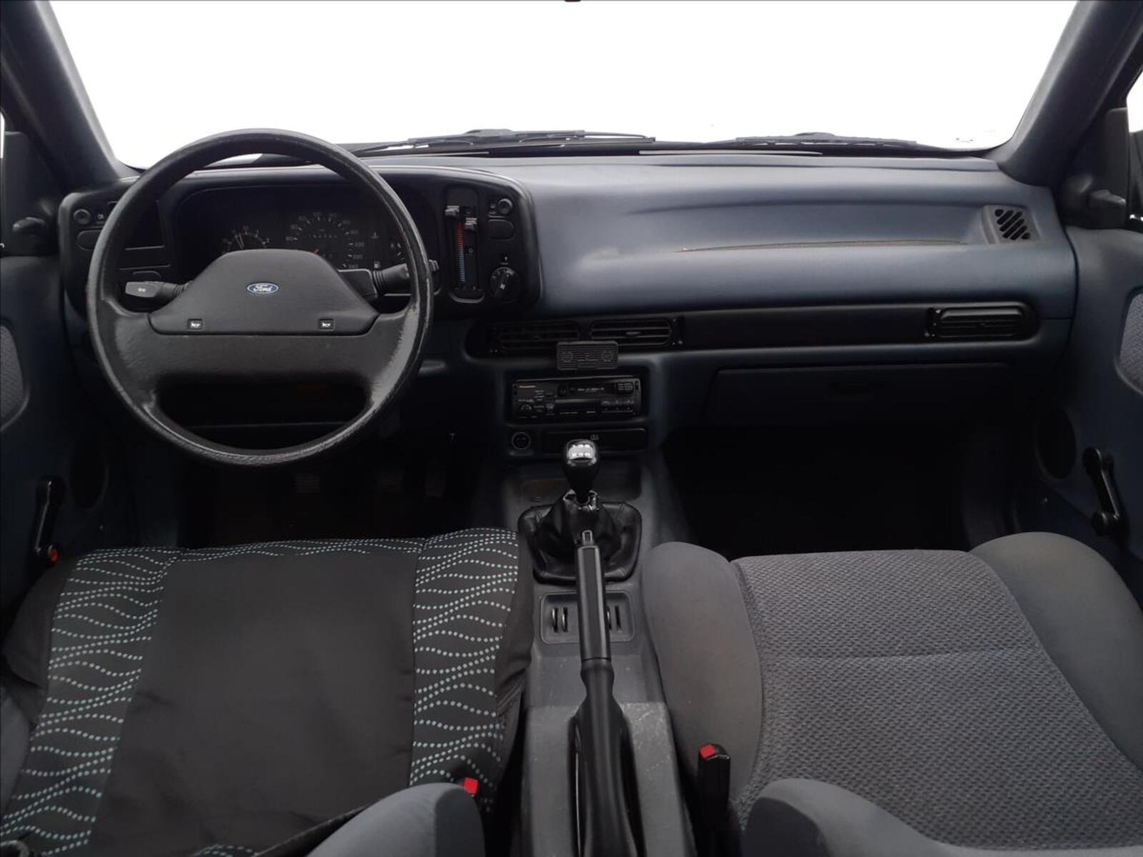 Ford Scorpio 5