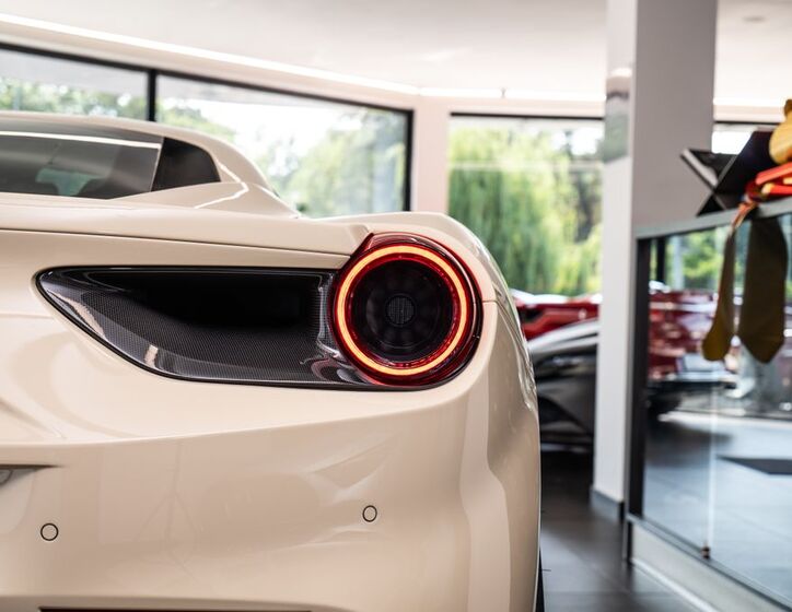 Ferrari 488 17