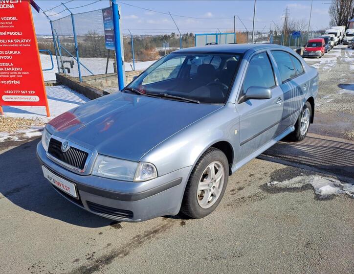 Škoda Octavia 1