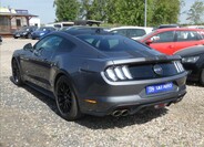 Ford Mustang 6