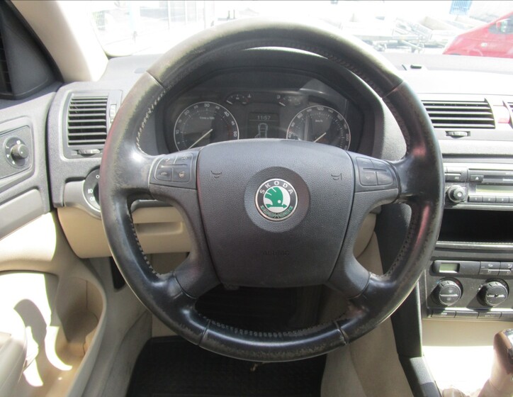 Škoda Octavia 8