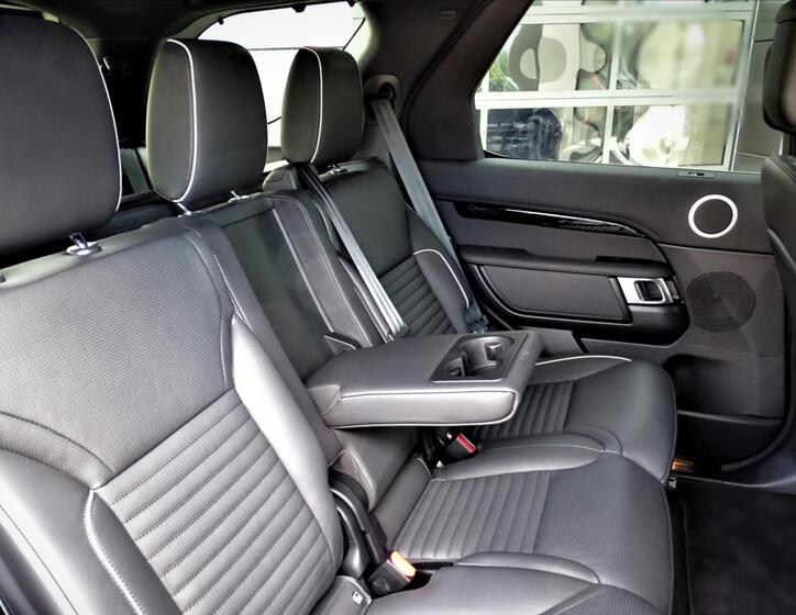 Land Rover Discovery 22