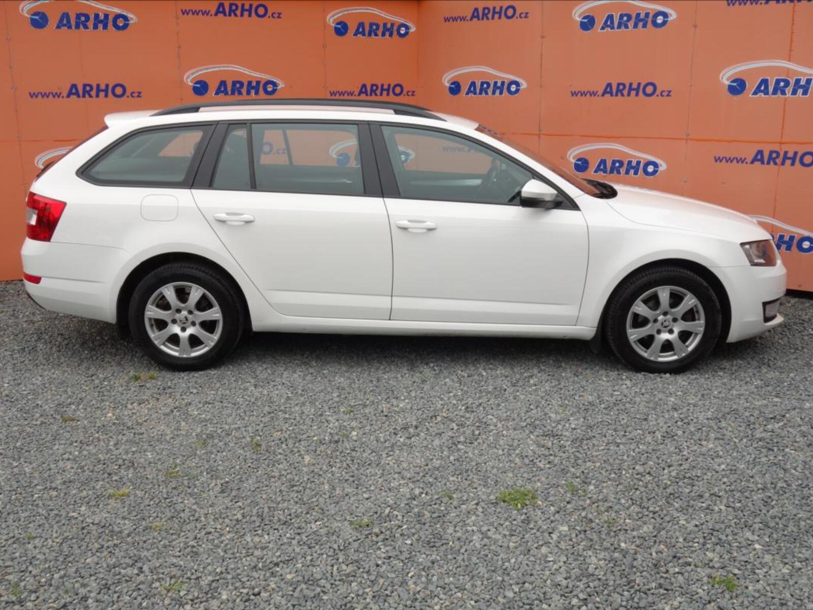 Škoda Octavia 8