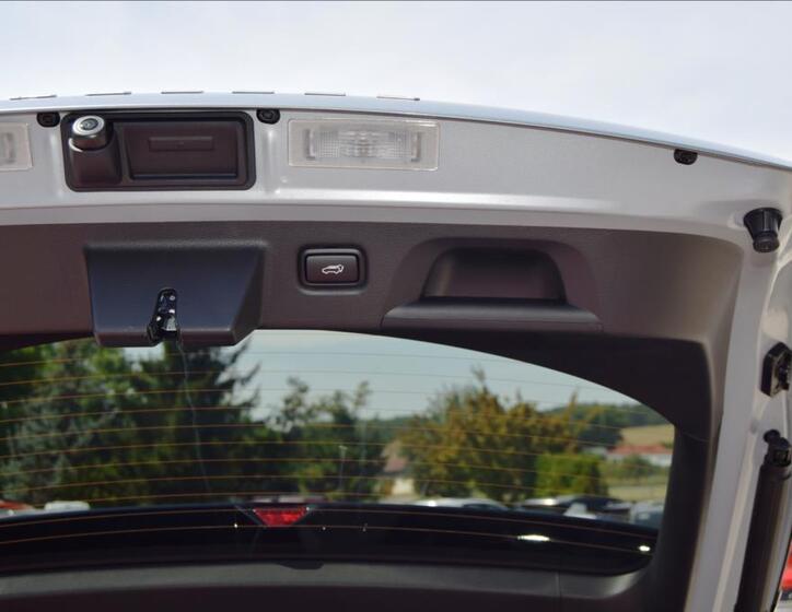 KIA ProCeed 17