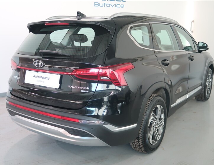 Hyundai Santa Fe 4
