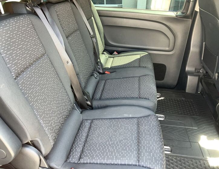 Mercedes-Benz Vito 7