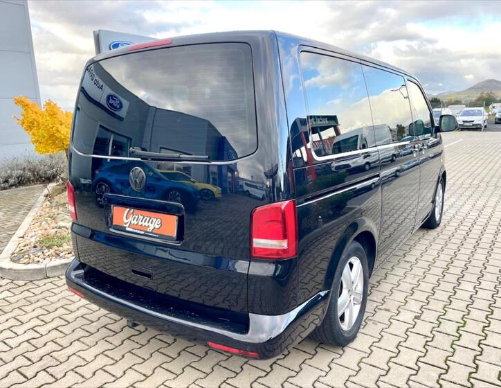Volkswagen Caravelle 10