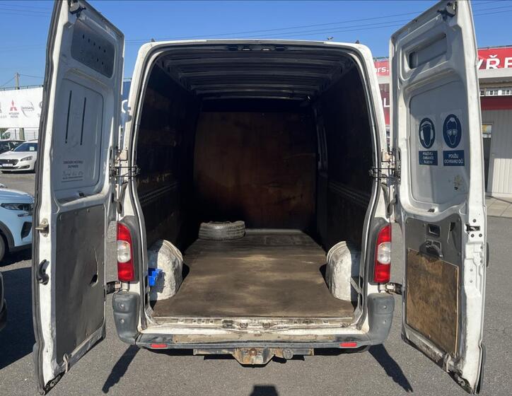 Renault Master 8