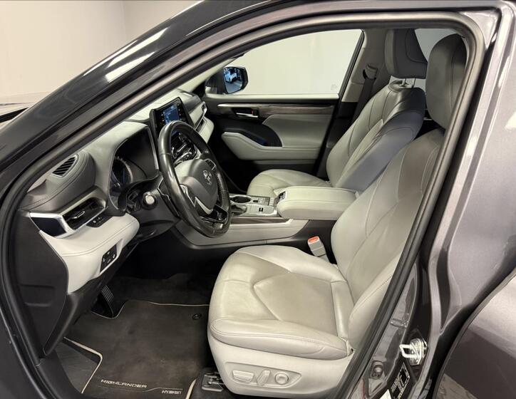Toyota Highlander 10