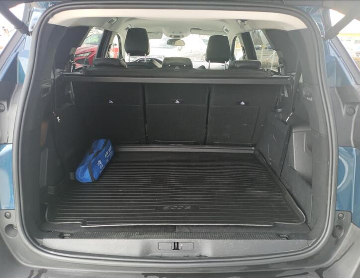 Peugeot 5008 16