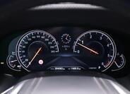 BMW Řada 7 24