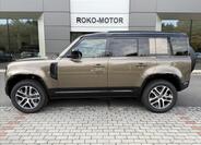 Land Rover Defender 1