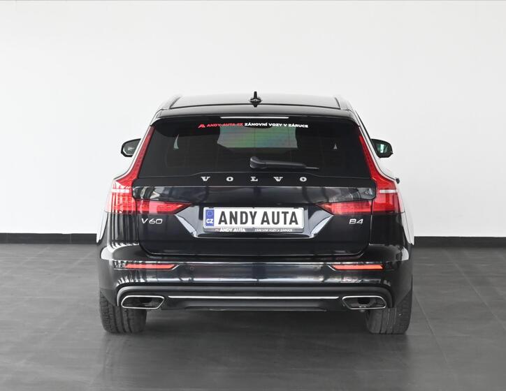 Volvo V60 4