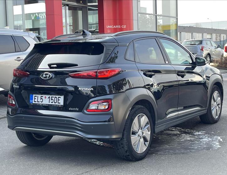 Hyundai Kona 5