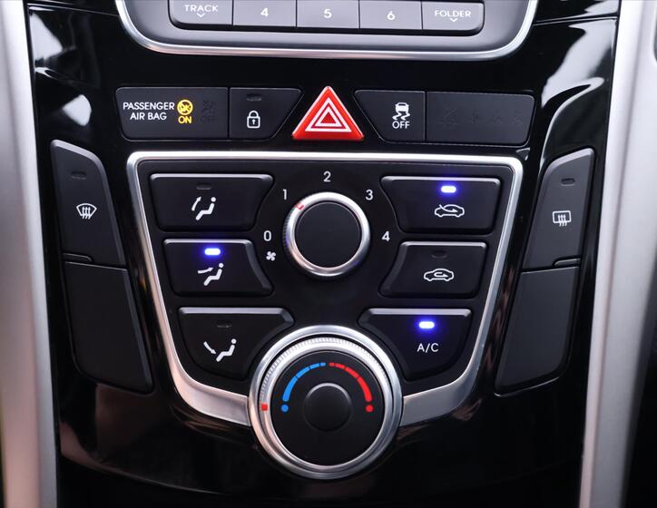 Hyundai i30 20