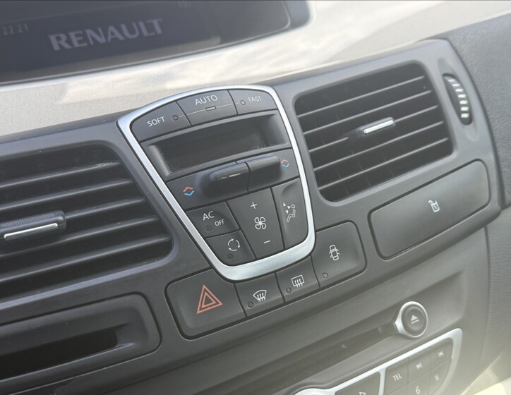 Renault Laguna 16