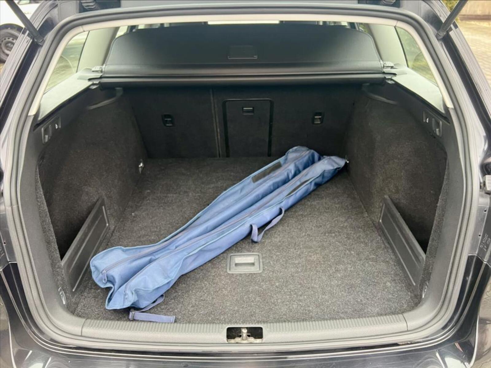 Volkswagen Passat 12