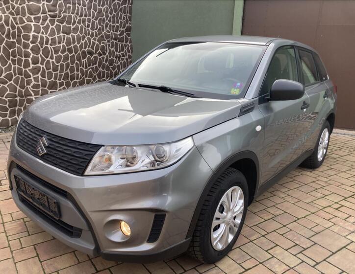 Suzuki Vitara 1