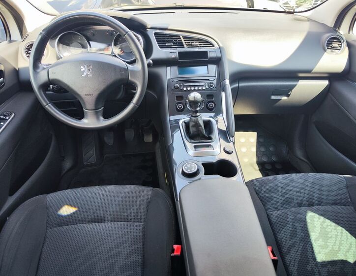 Peugeot 3008 13