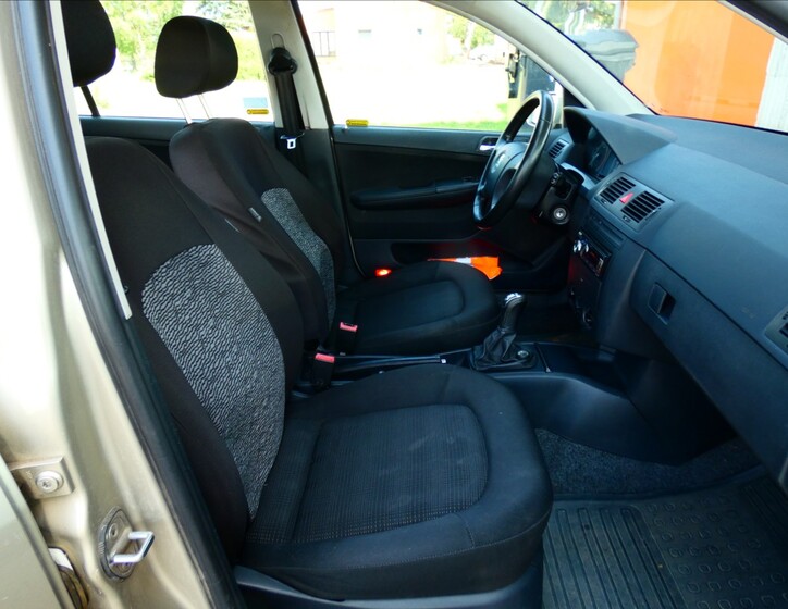 Škoda Fabia 10