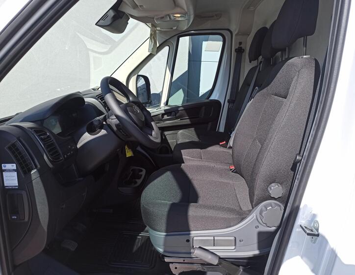 Toyota Proace Max 11